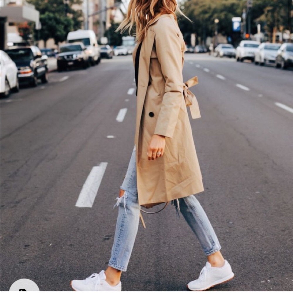 EUC Walter Baker Classic Trench